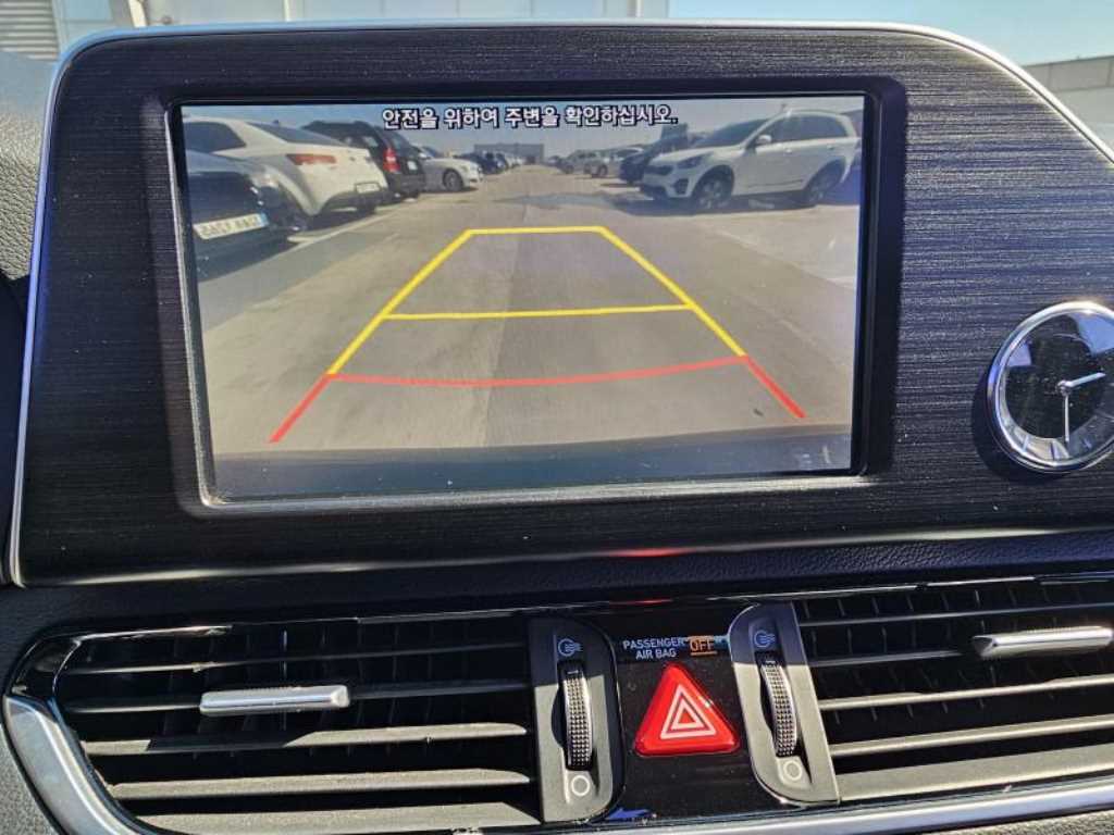 HYUNDAI Grandeur - Vista 11