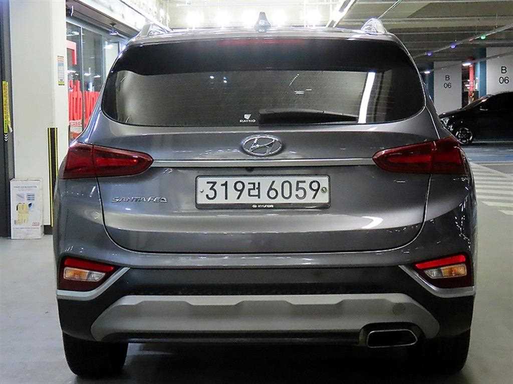 HYUNDAI Santa Fe - Vista 5
