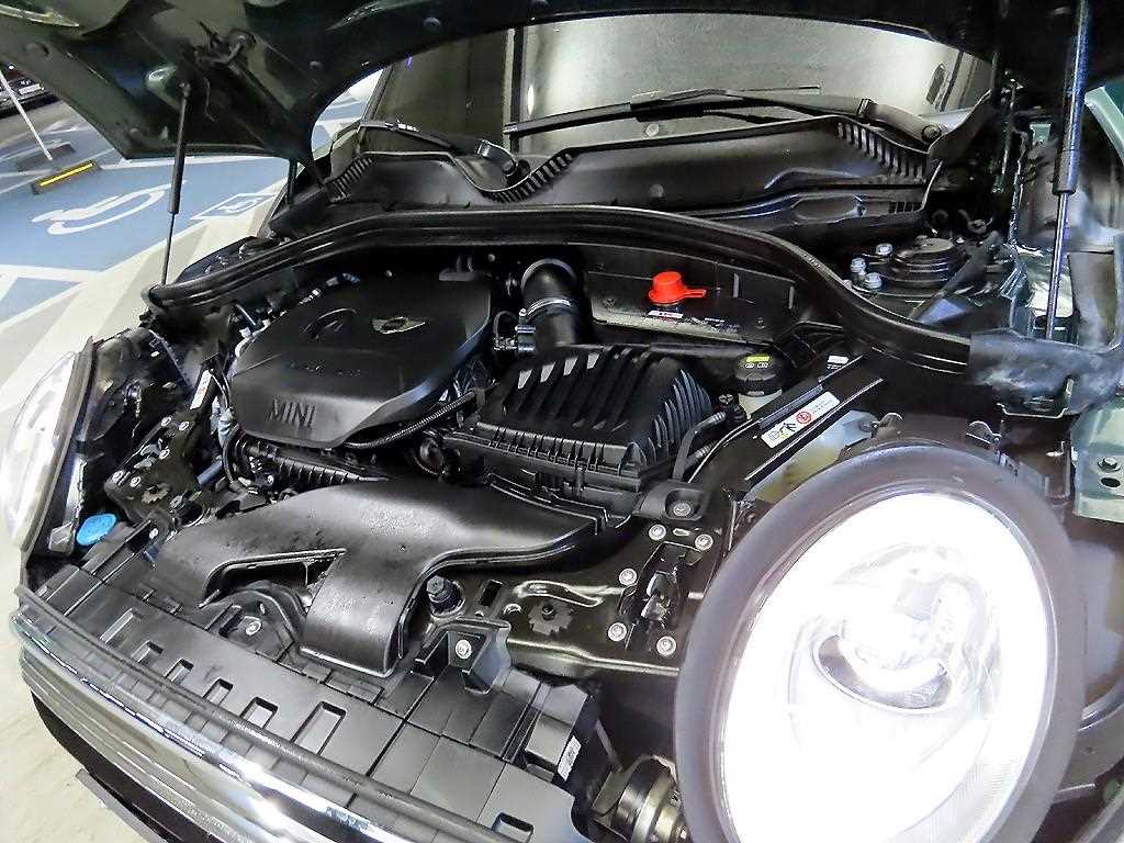 Mini Clubman 2017 Verde - Importación desde Corea - HF Imports Iquique - Foto 19