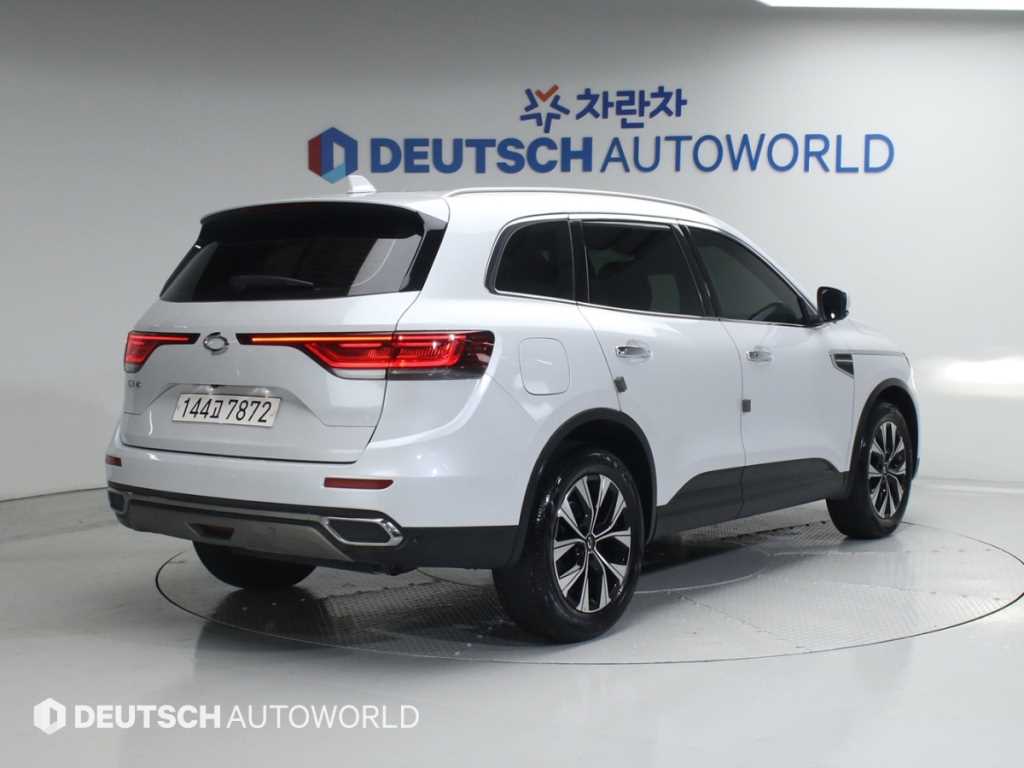 SAMSUNG QM6 - Vista 2