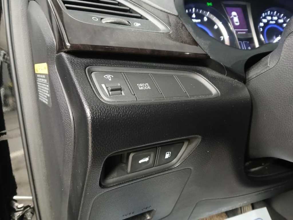 HYUNDAI Grandeur 2014 Negro - Importación desde Corea - HF Imports Iquique - Foto 16