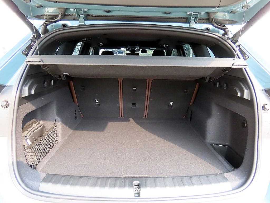 BMW X1 2024 Verde - Importación desde Corea - HF Imports Iquique - Foto 17