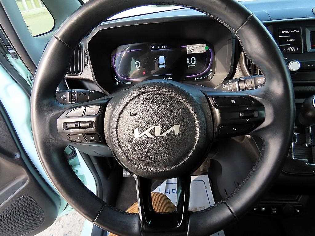 KIA Ray - Vista 8