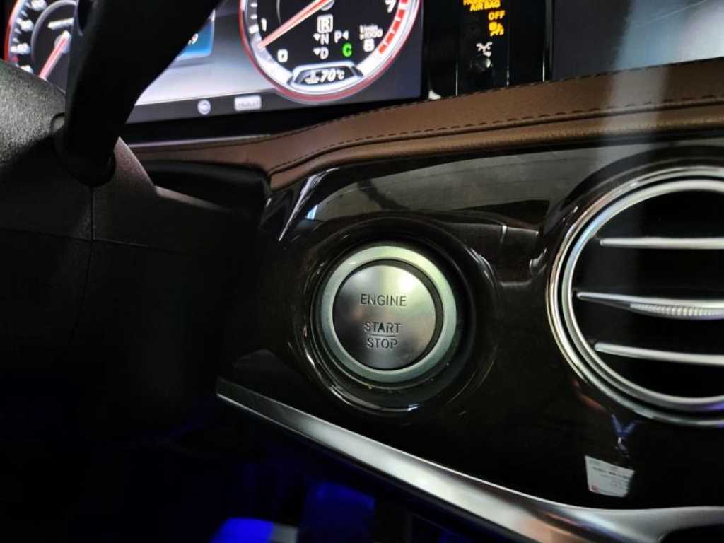 Mercedes Benz S Class - Vista 11