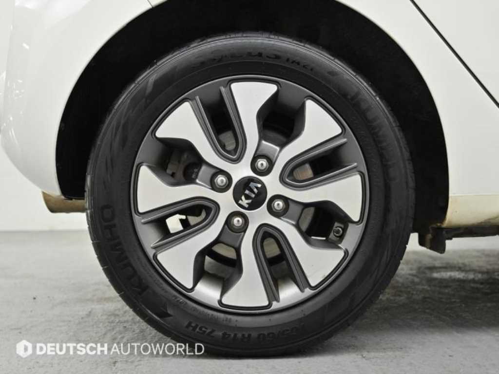 KIA Morning - Vista 5