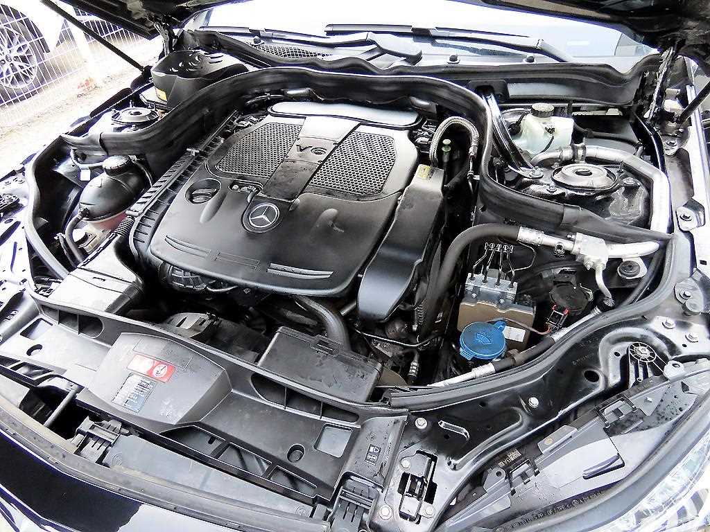 Mercedes Benz E class 2016 Negro - Importación desde Corea - HF Imports Iquique - Foto 19