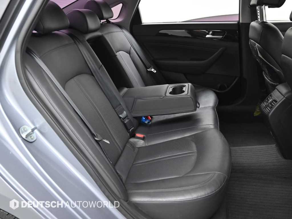 HYUNDAI Sonata - Vista 12