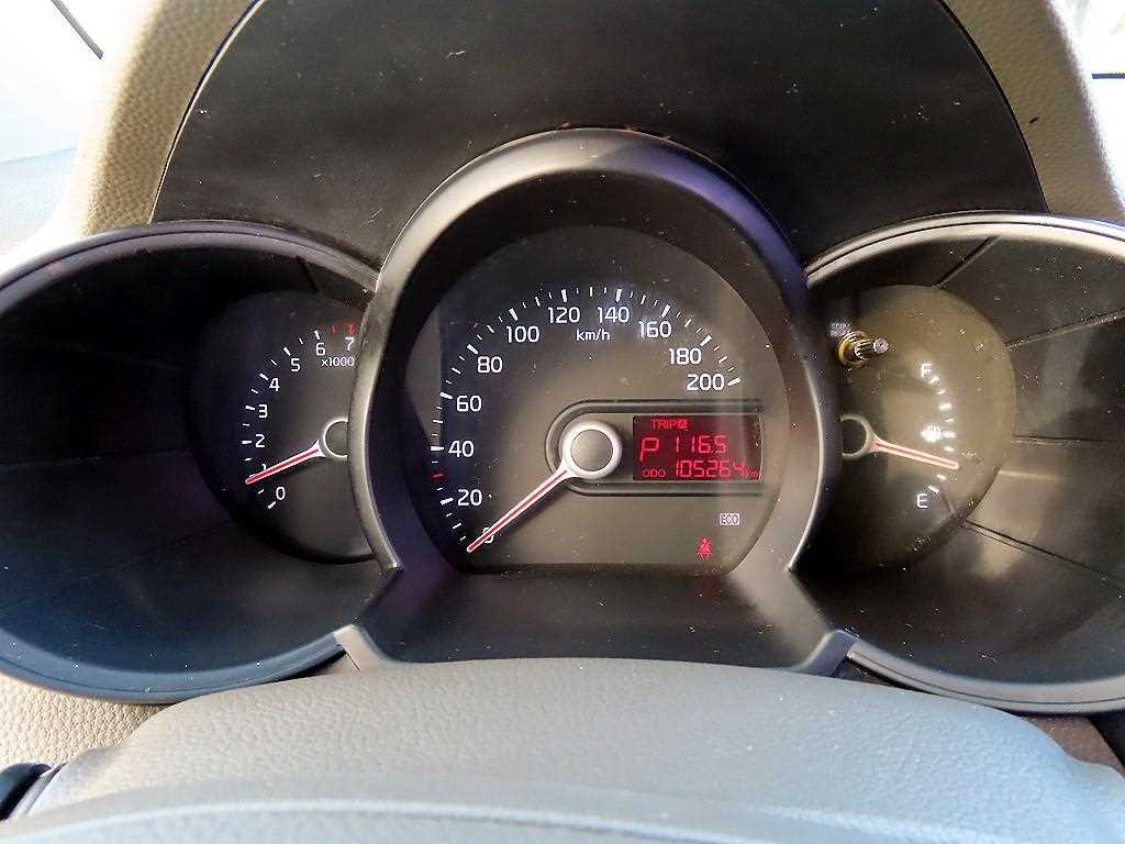 KIA Morning - Vista 9