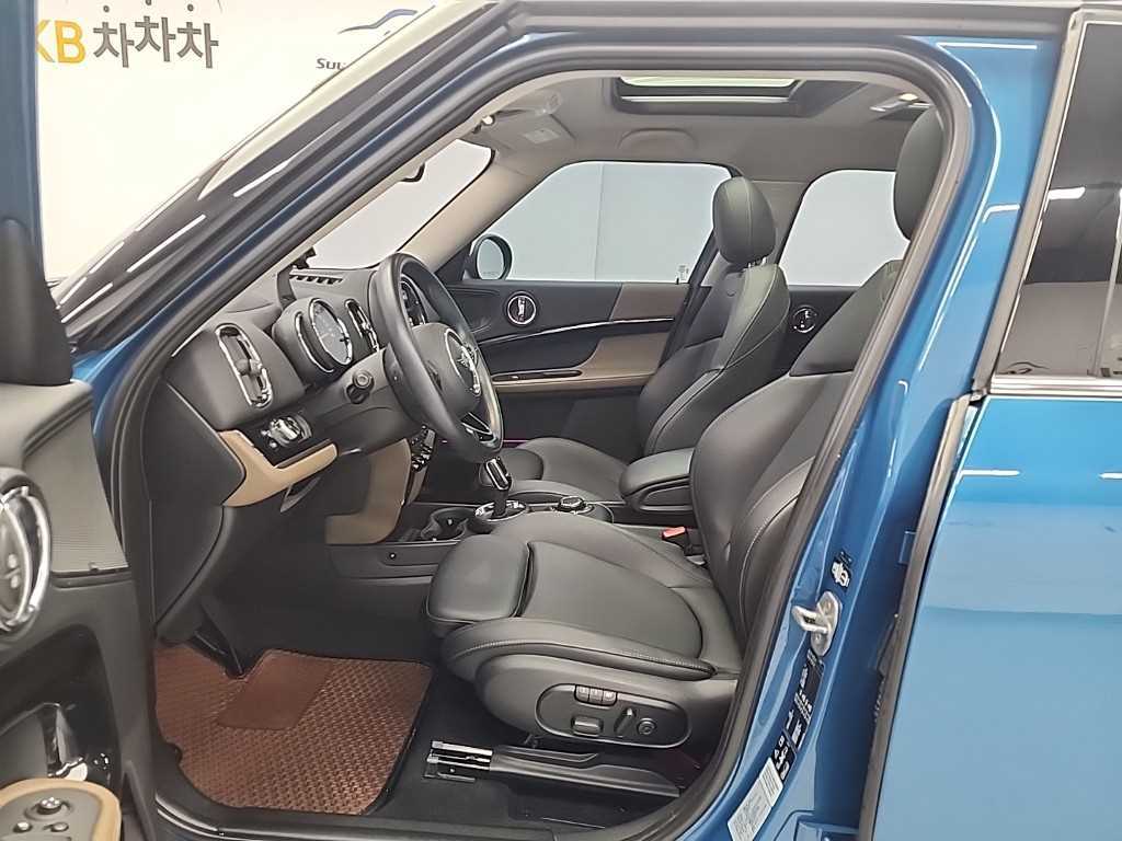 Mini Countryman - Vista 12