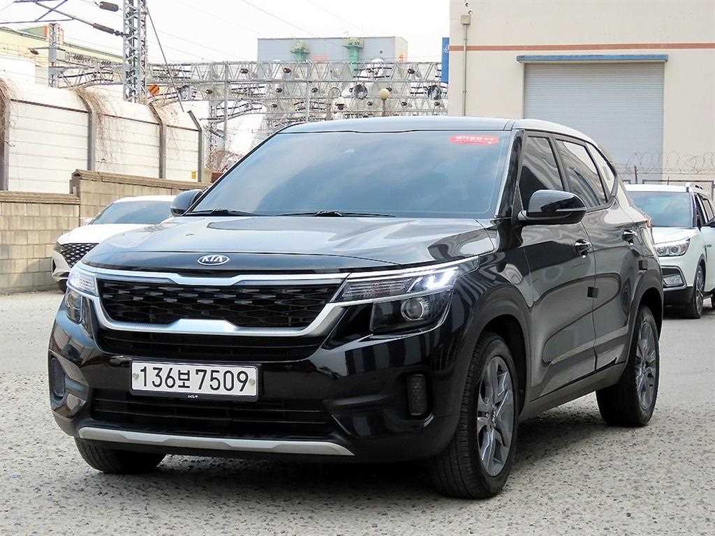 KIA Seltos - Vista 2