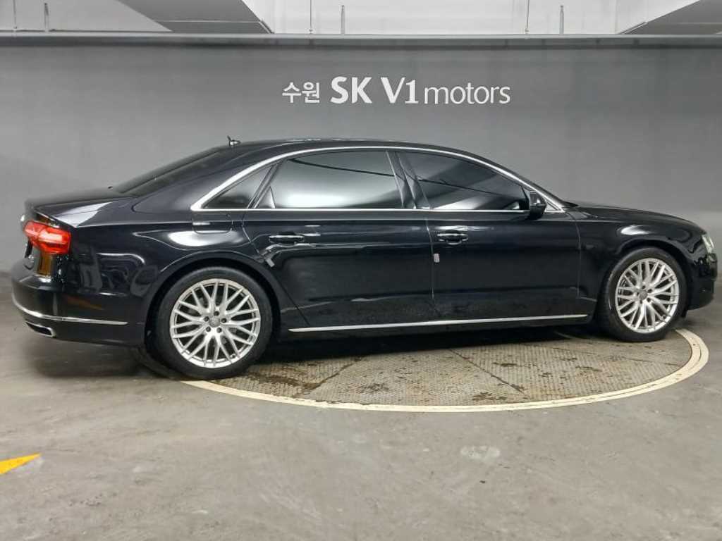 Audi A8 - Vista 4