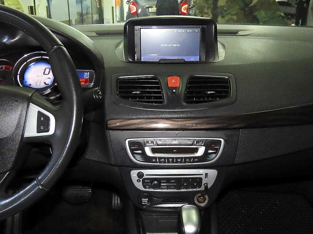 SAMSUNG SM3 - Vista 11