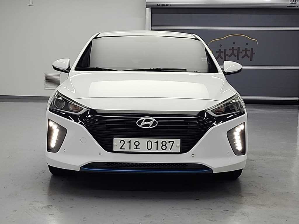 HYUNDAI Ioniq - Vista 2