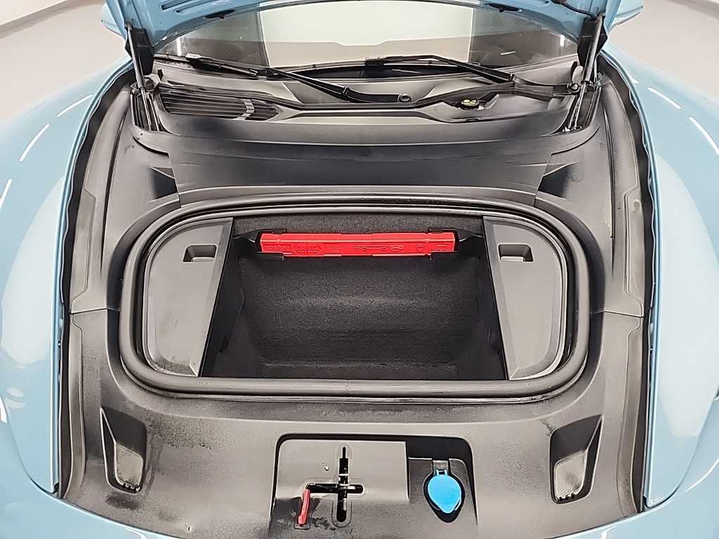 Porsche Taycan - Vista 5