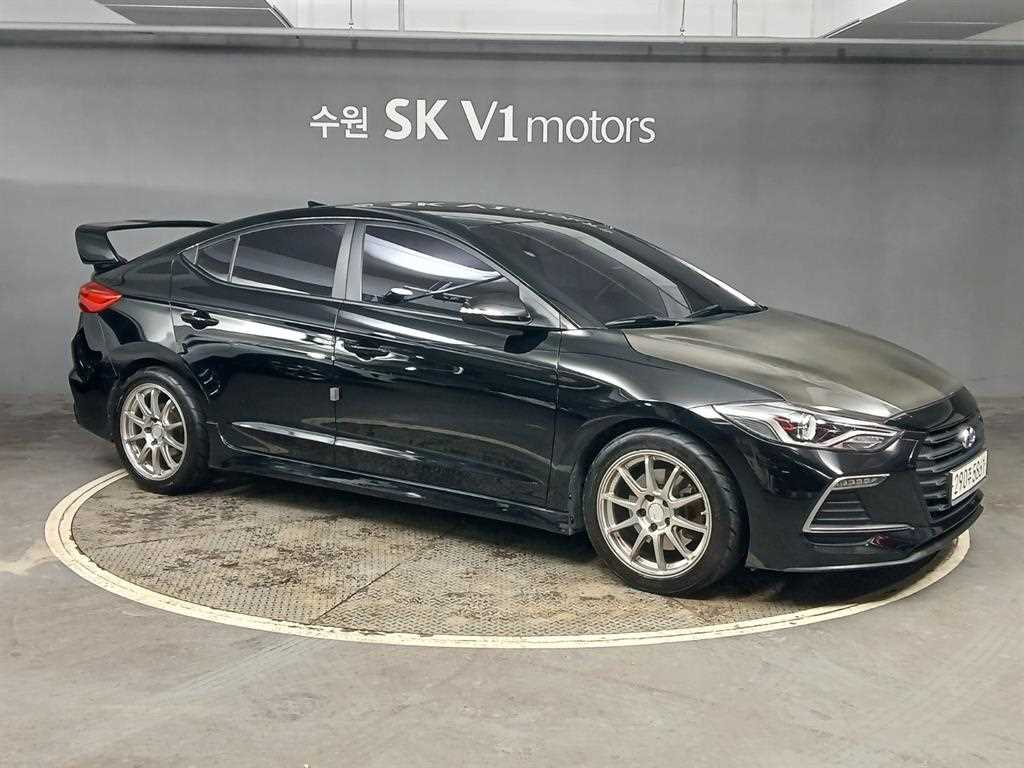 HYUNDAI Avante 2017 Negro - Importación desde Corea - HF Imports Iquique - Foto 1