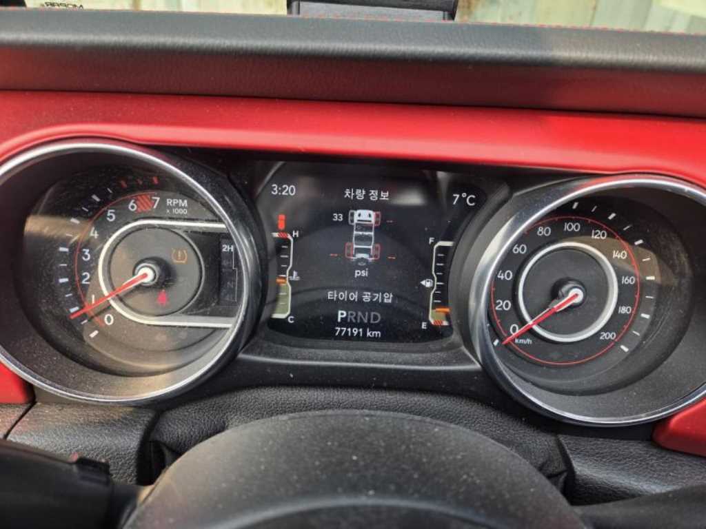 Jeep Wrangler - Vista 8