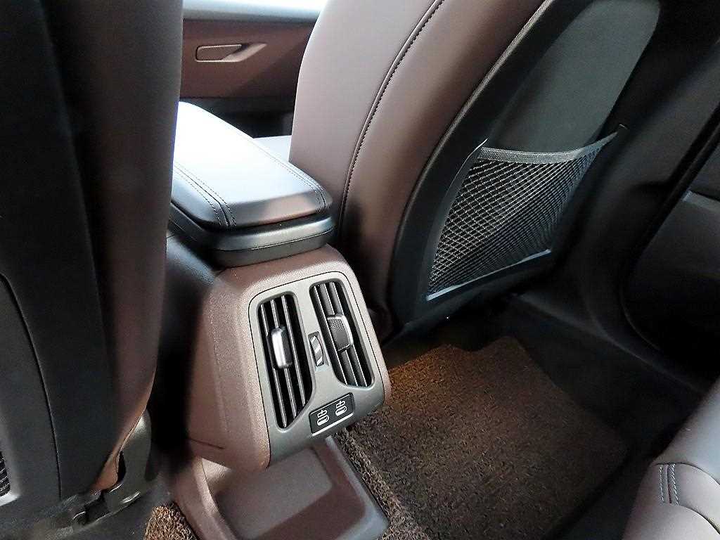 BMW X1 2024 Verde - Importación desde Corea - HF Imports Iquique - Foto 15