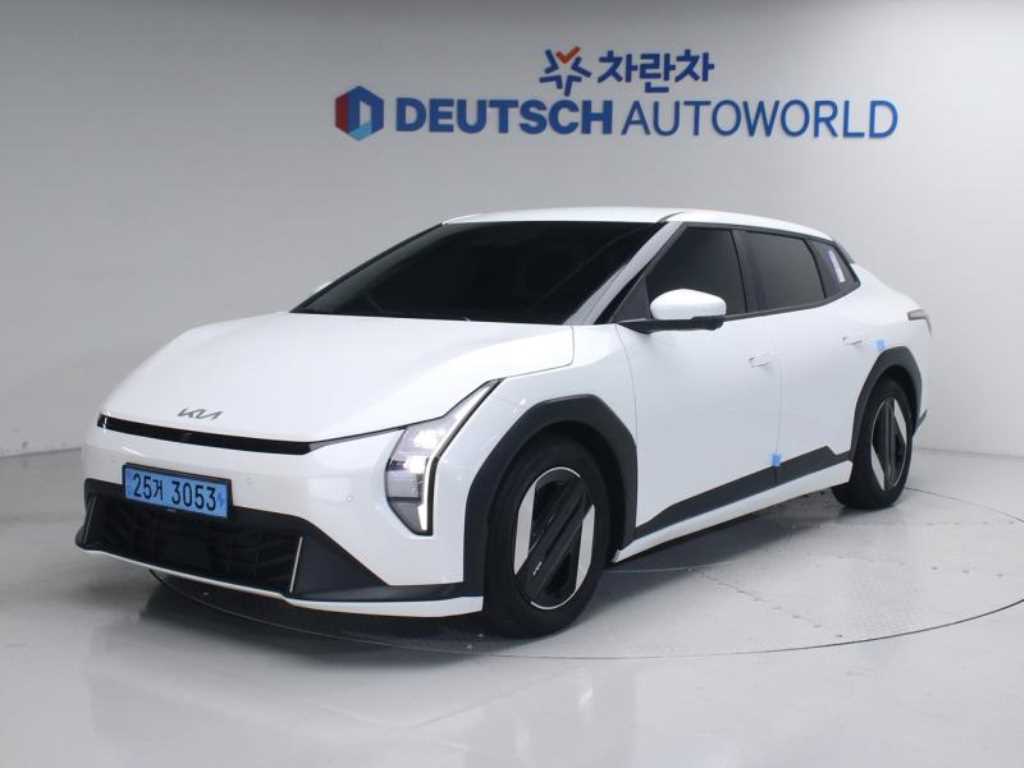 KIA EV4 2026 Blanco - Importación desde Corea - HF Imports Iquique - Foto 1