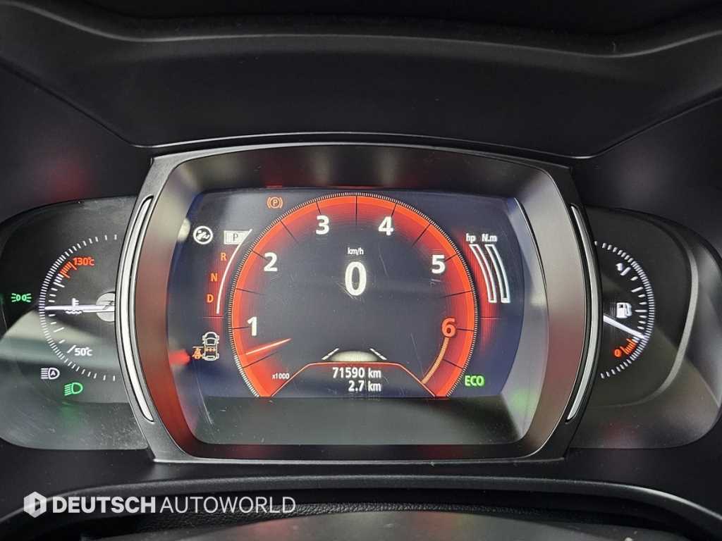 SAMSUNG QM6 - Vista 8