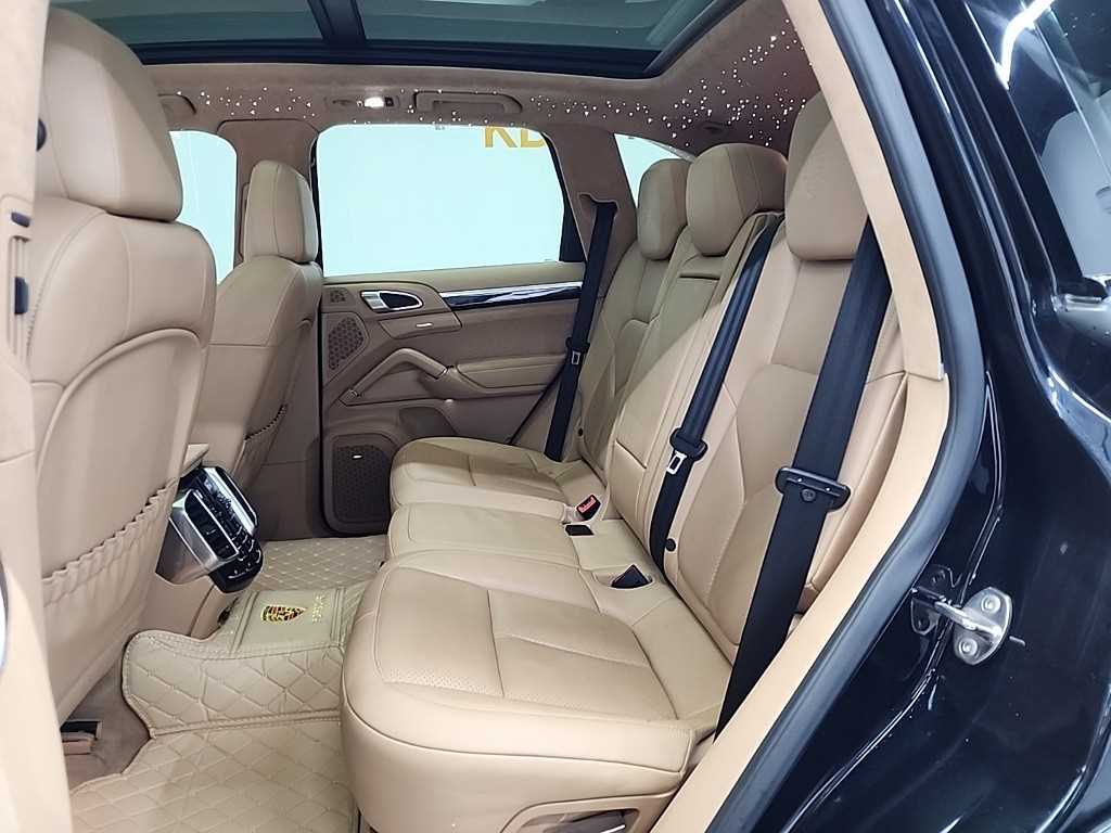 Porsche Cayenne - Vista 12