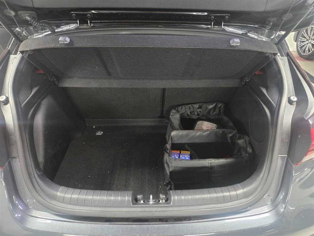 HYUNDAI Veloster 2018 Gris - Importación desde Corea - HF Imports Iquique - Foto 16