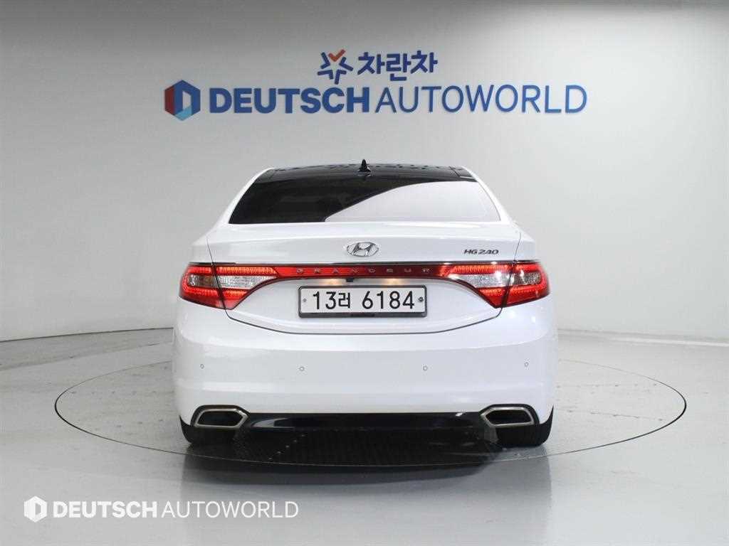 HYUNDAI Grandeur - Vista 4