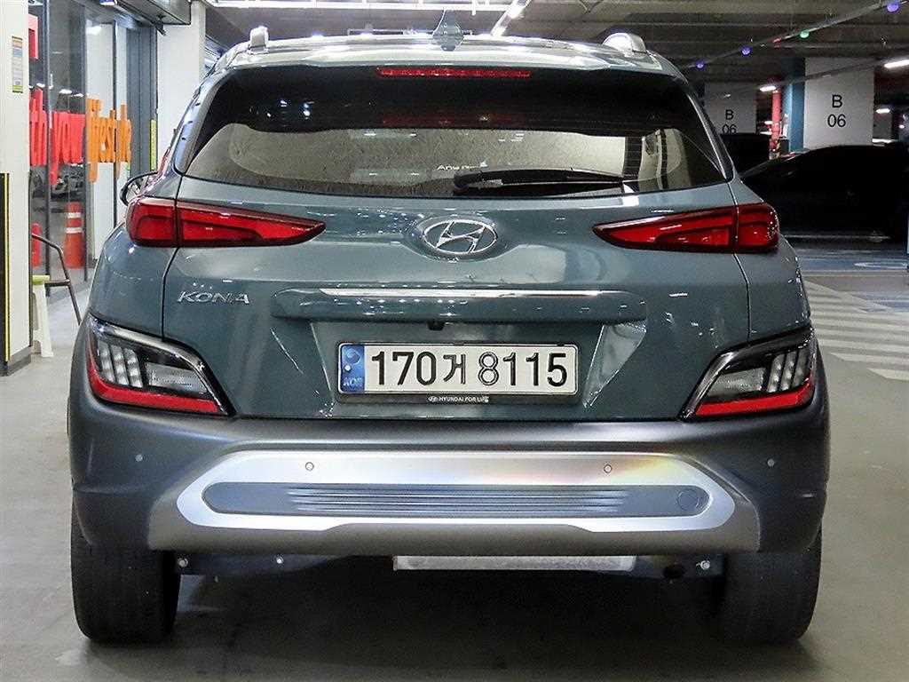 HYUNDAI Kona - Vista 5