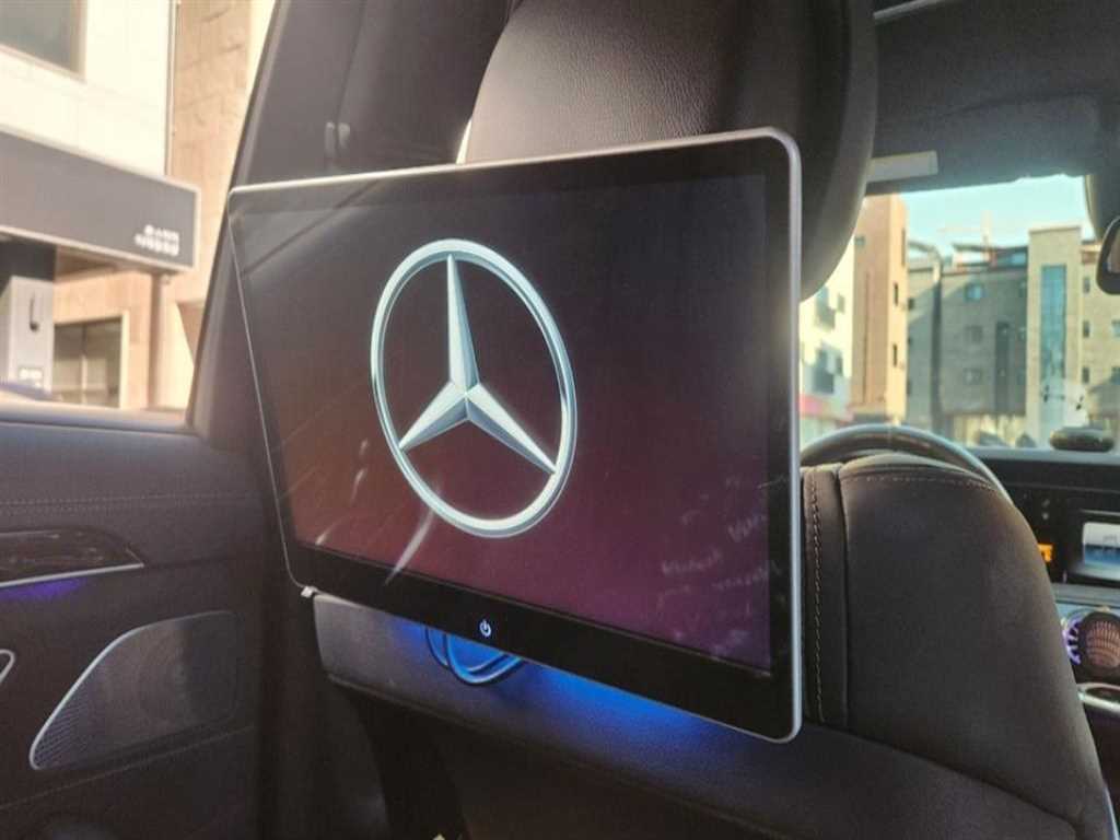 Mercedes Benz S Class - Vista 8