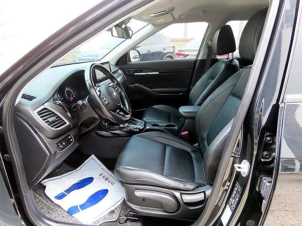 KIA Seltos - Vista 5