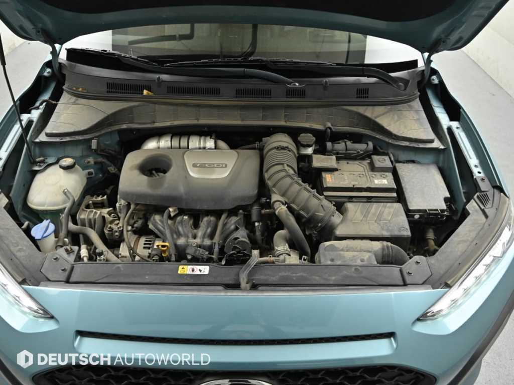 HYUNDAI Kona - Vista 6