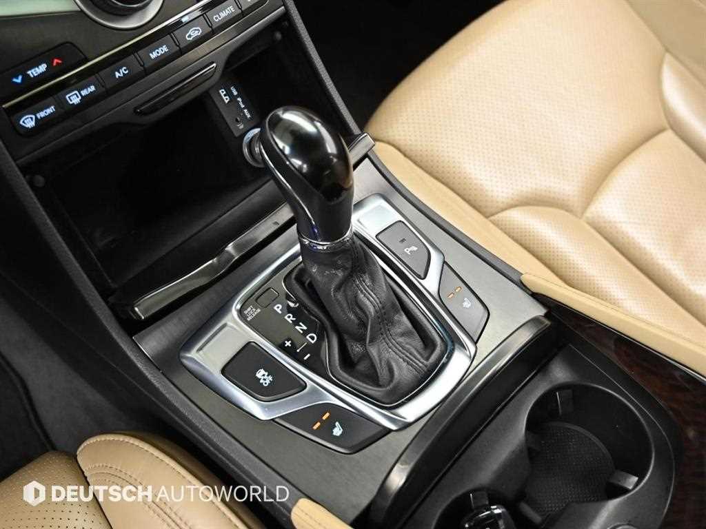 HYUNDAI Grandeur - Vista 9