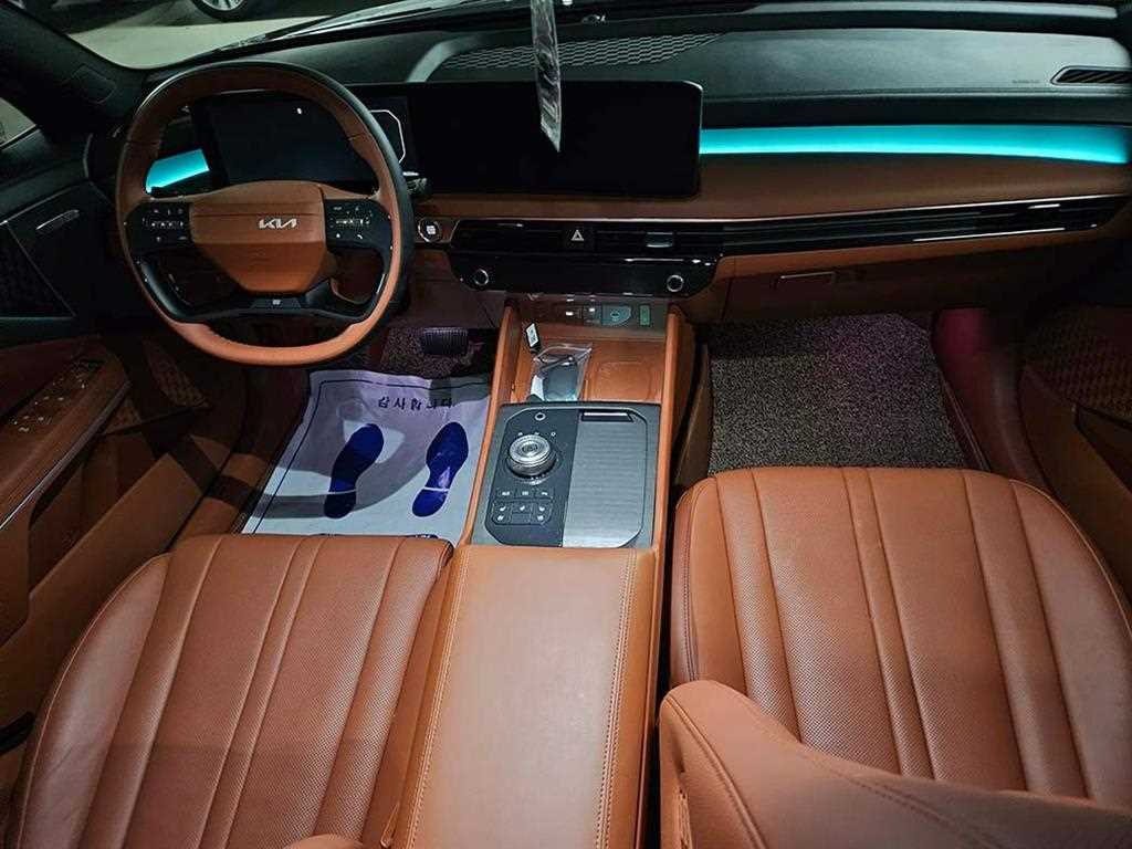 KIA K8 - Vista 10