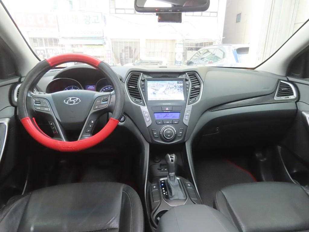 HYUNDAI Santa Fe - Vista 7