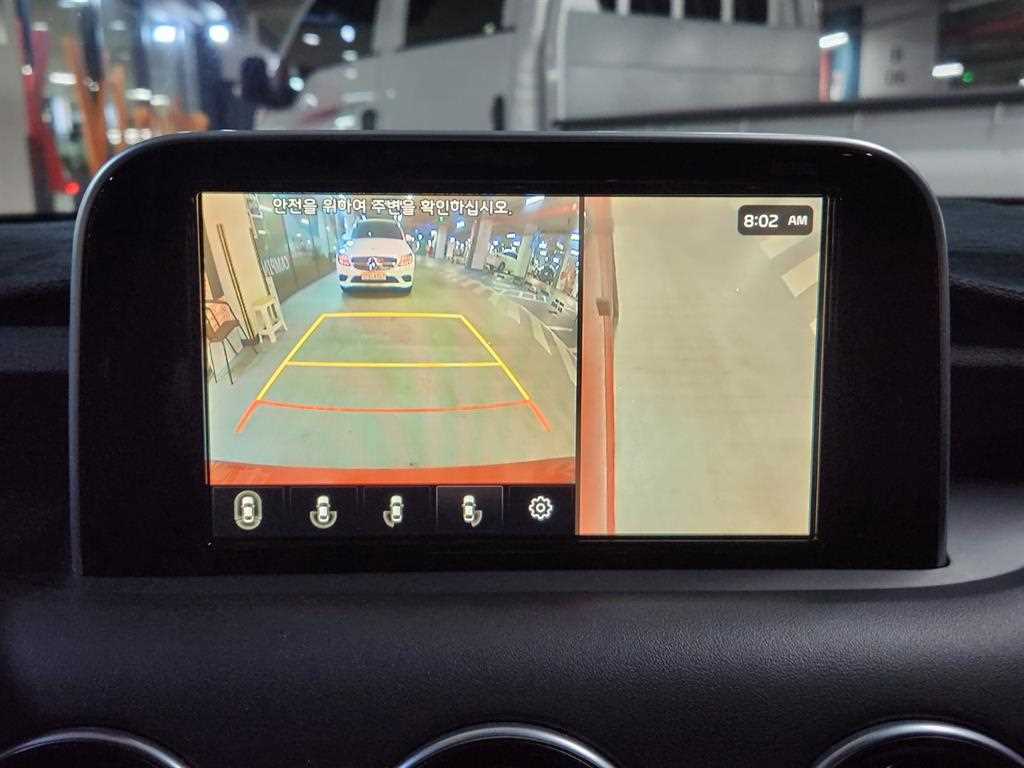 KIA Stinger - Vista 12