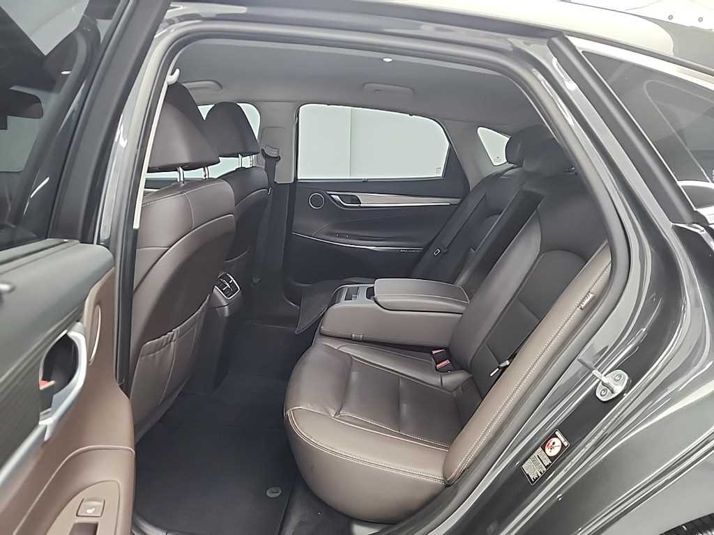 HYUNDAI Grandeur - Vista 12