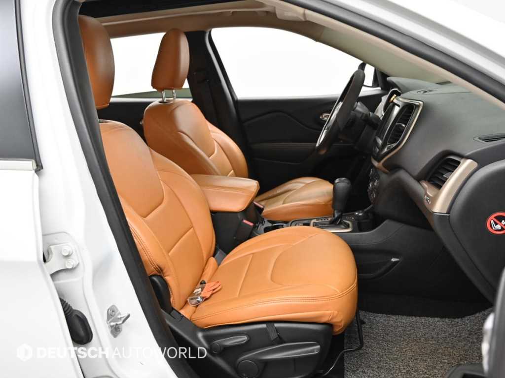 Jeep Cherokee - Vista 10