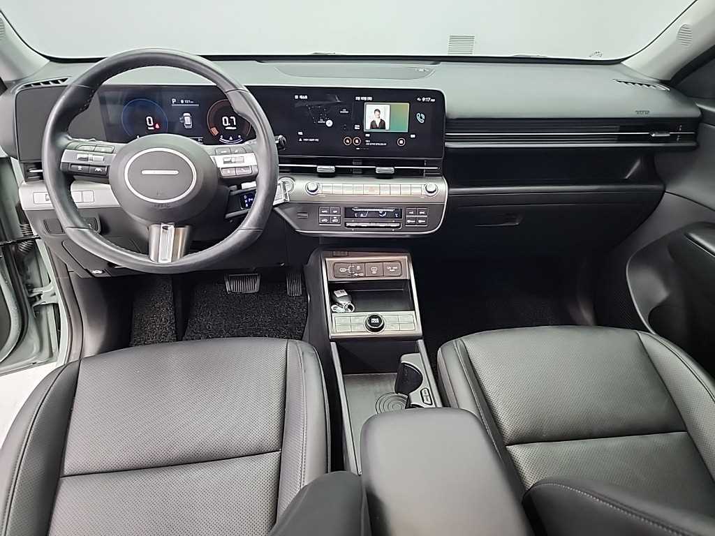 HYUNDAI Kona - Vista 7