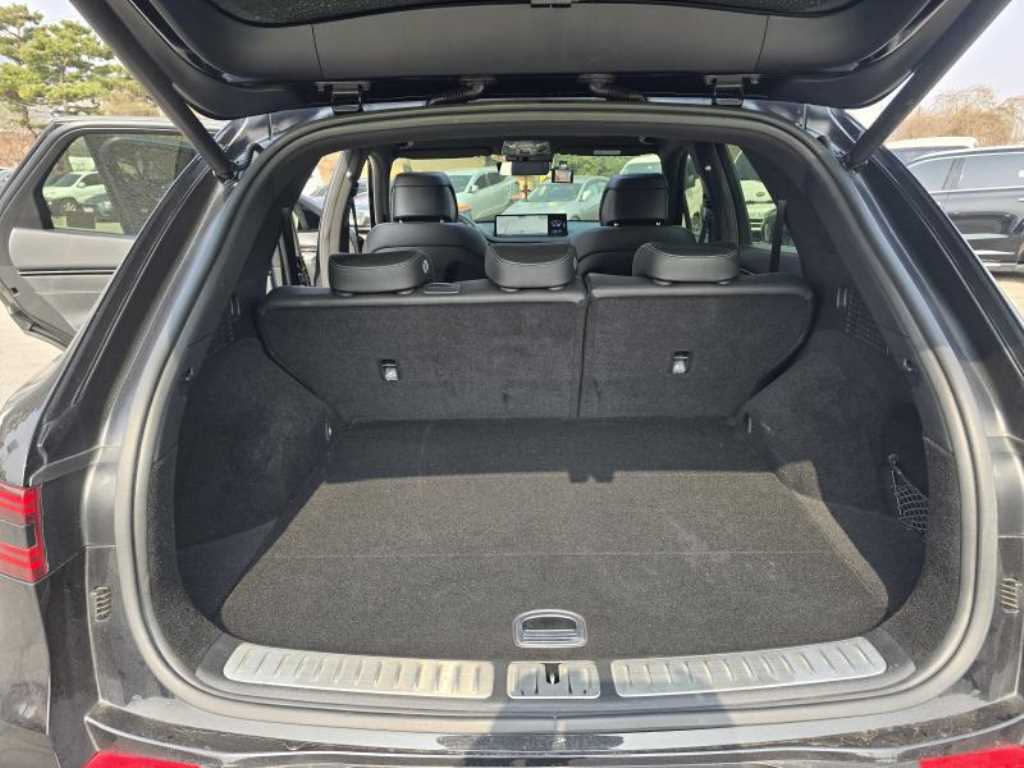 Genesis GV70 - Vista 12