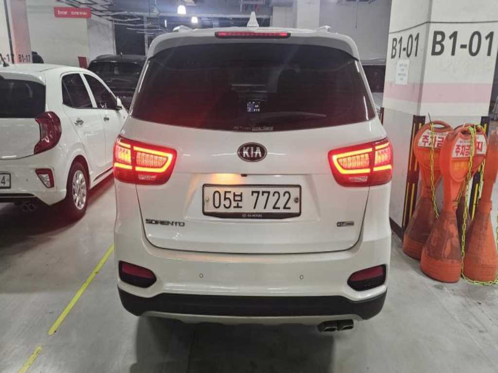 KIA Sorento - Vista 6