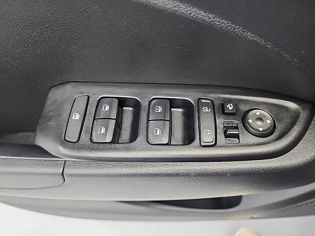 HYUNDAI Venue 2021 Gris - Importación desde Corea - HF Imports Iquique - Foto 14