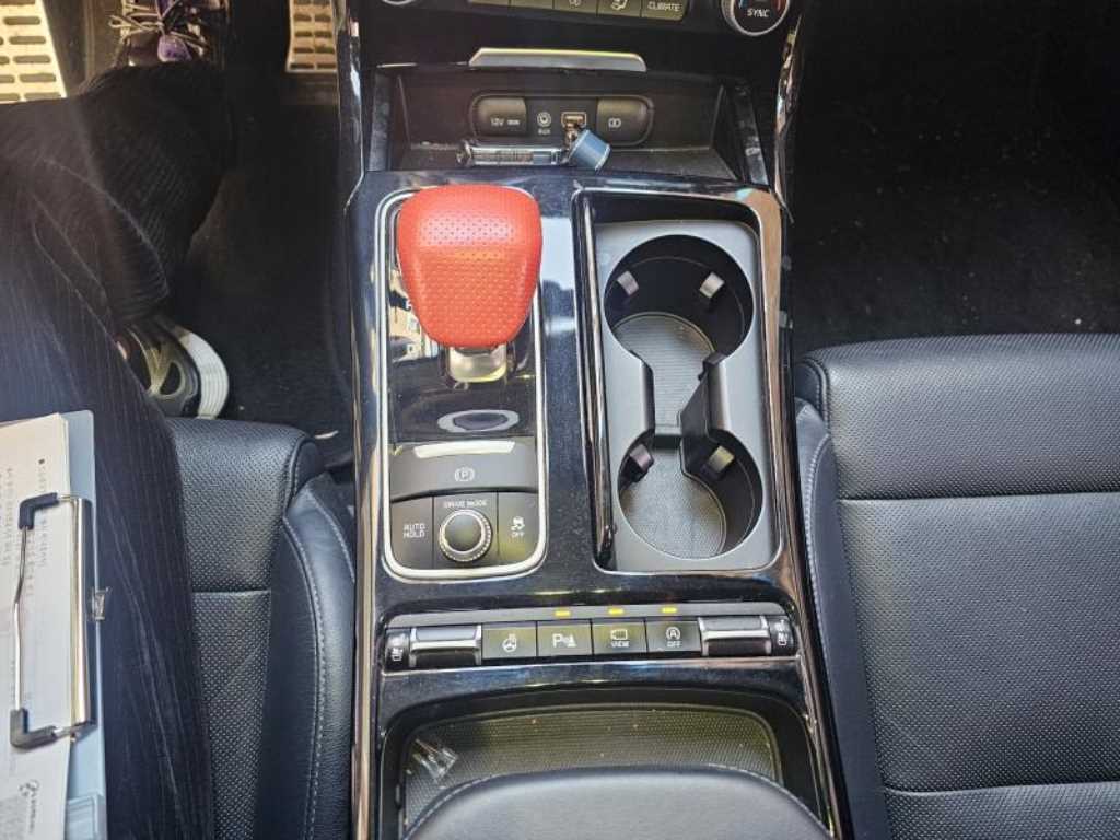 KIA Stinger - Vista 9