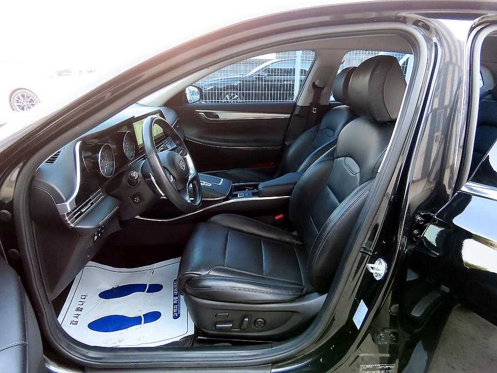 HYUNDAI Grandeur - Vista 5