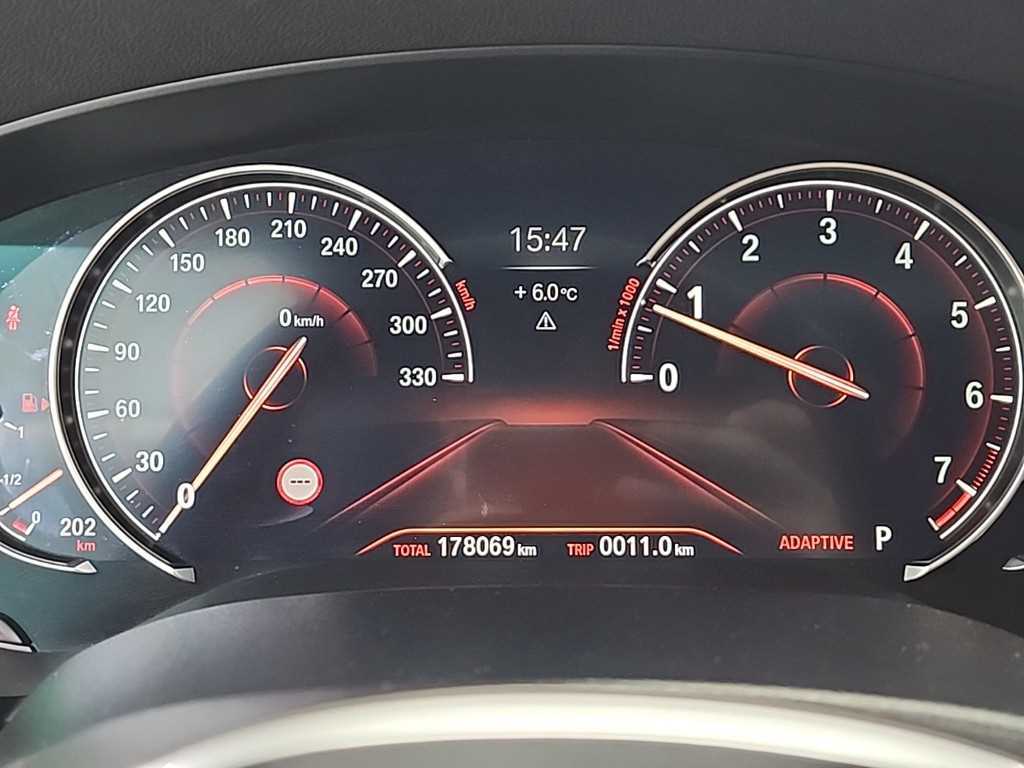 BMW 5 Series - Vista 6