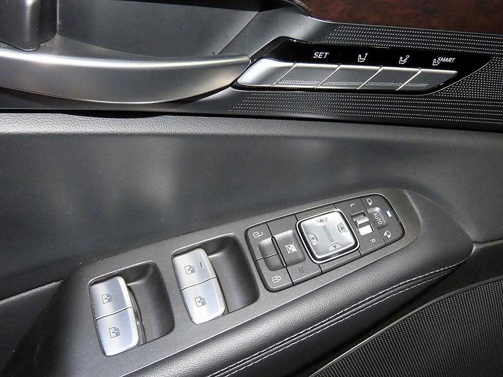 Genesis EQ900 2017 Negro - Importación desde Corea - HF Imports Iquique - Foto 13