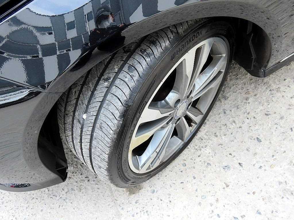 Mercedes Benz E class 2016 Negro - Importación desde Corea - HF Imports Iquique - Foto 20