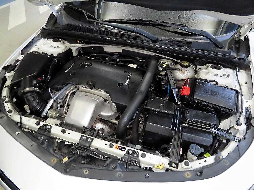 Chevrolet Malibu 2018 Blanco - Importación desde Corea - HF Imports Iquique - Foto 19