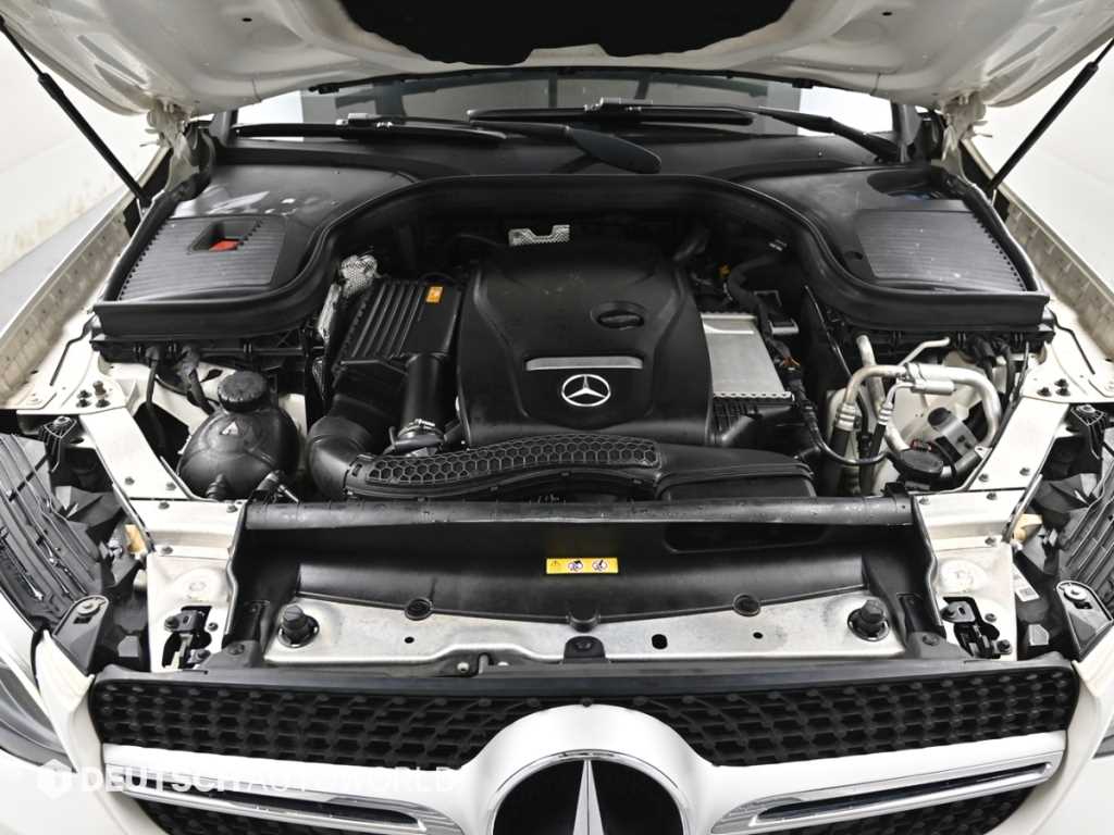 Mercedes Benz GLC Class - Vista 6