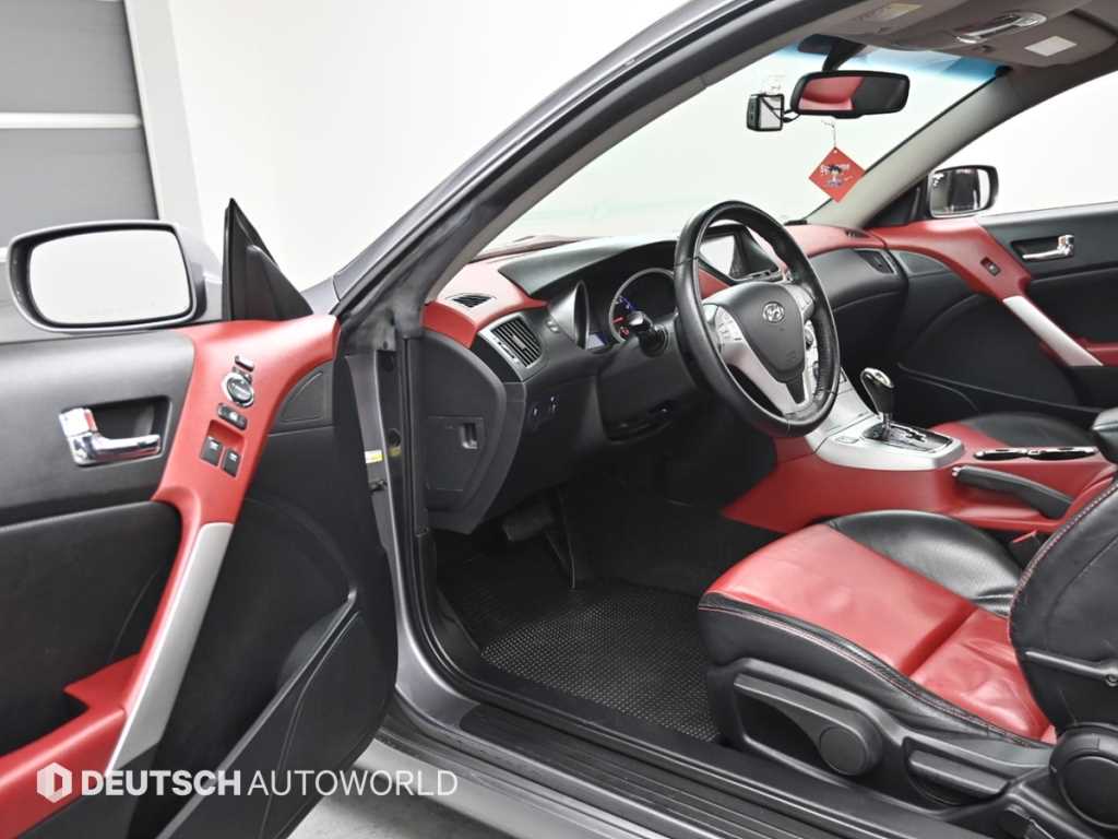 HYUNDAI Genesis - Vista 11