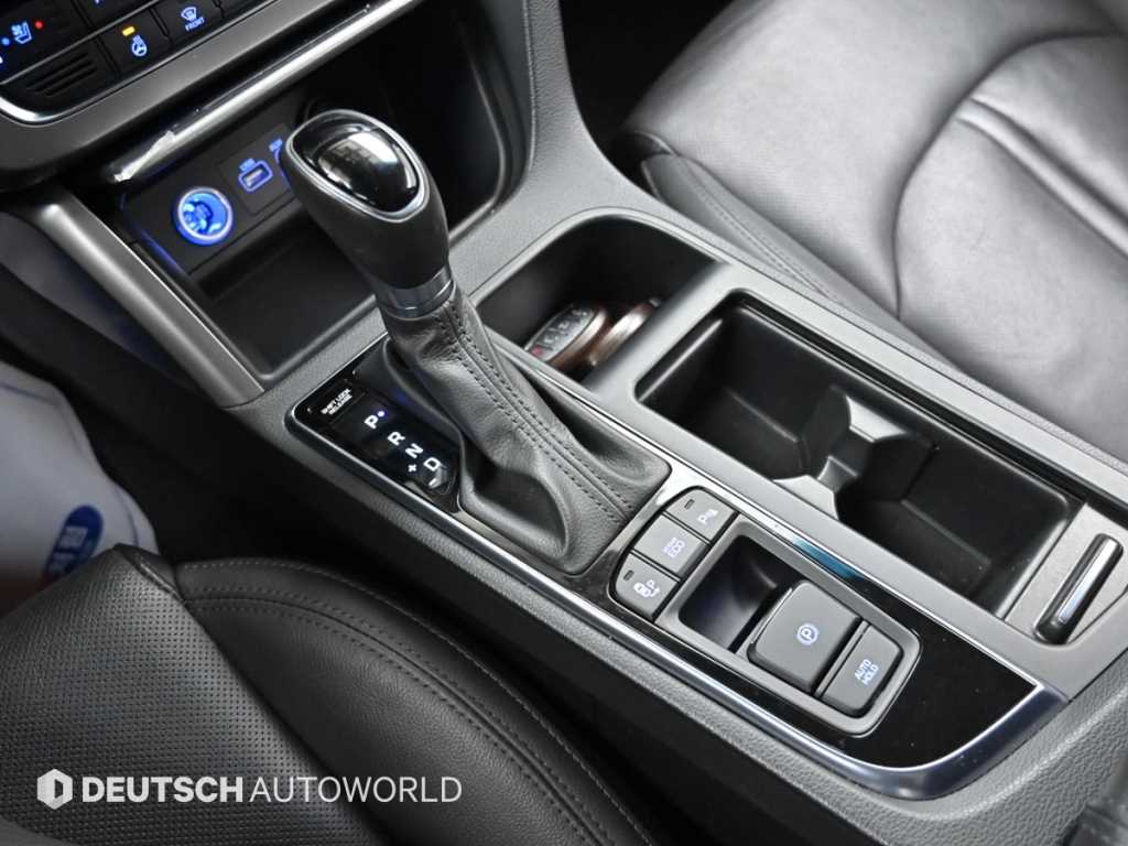 HYUNDAI Sonata - Vista 9