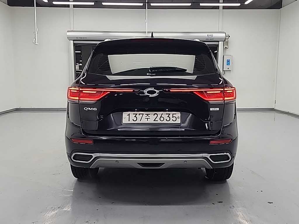 SAMSUNG QM6 - Vista 3